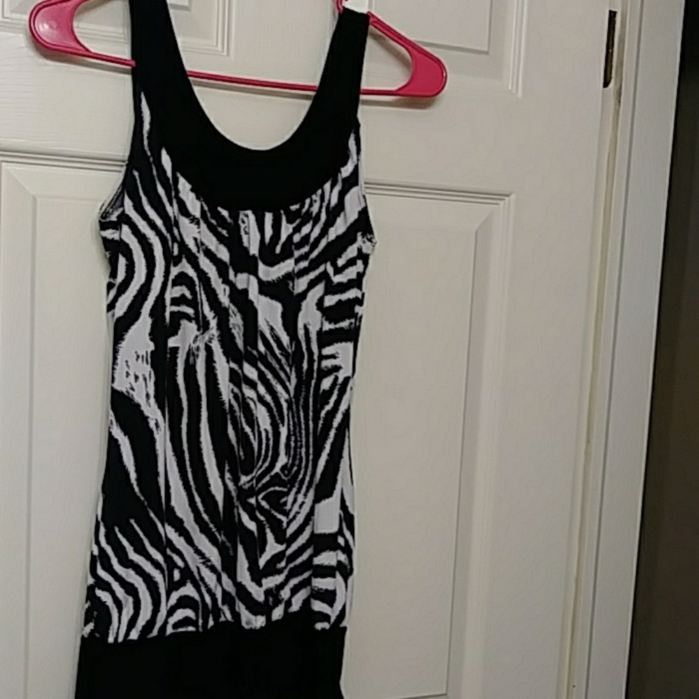 Shirt - Picture 2 of 2